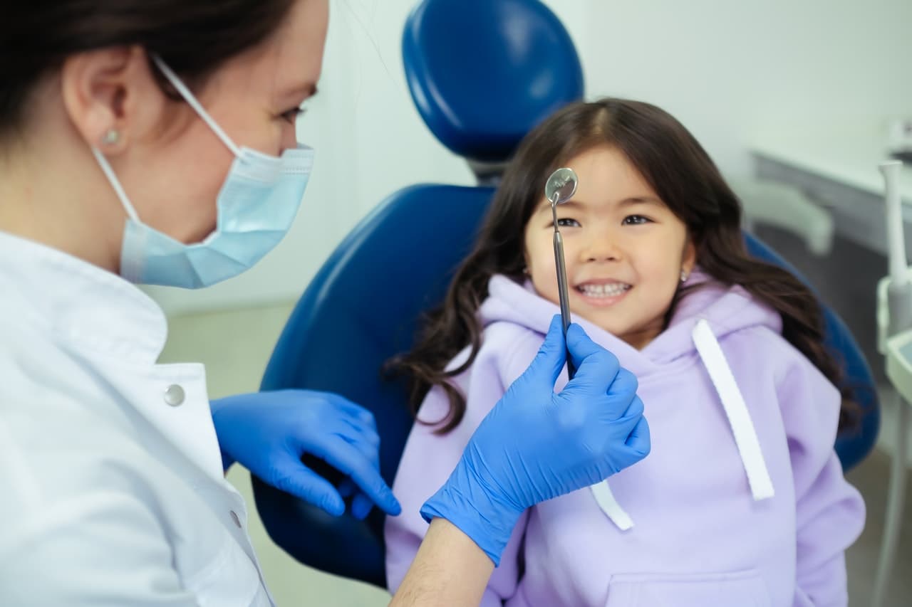 7 Effective Tips to Help Your Child Enjoy Dental Visits