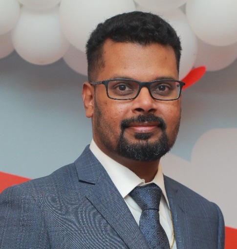Dr. Alok Navnit Mehta - Implantologist in Dubai